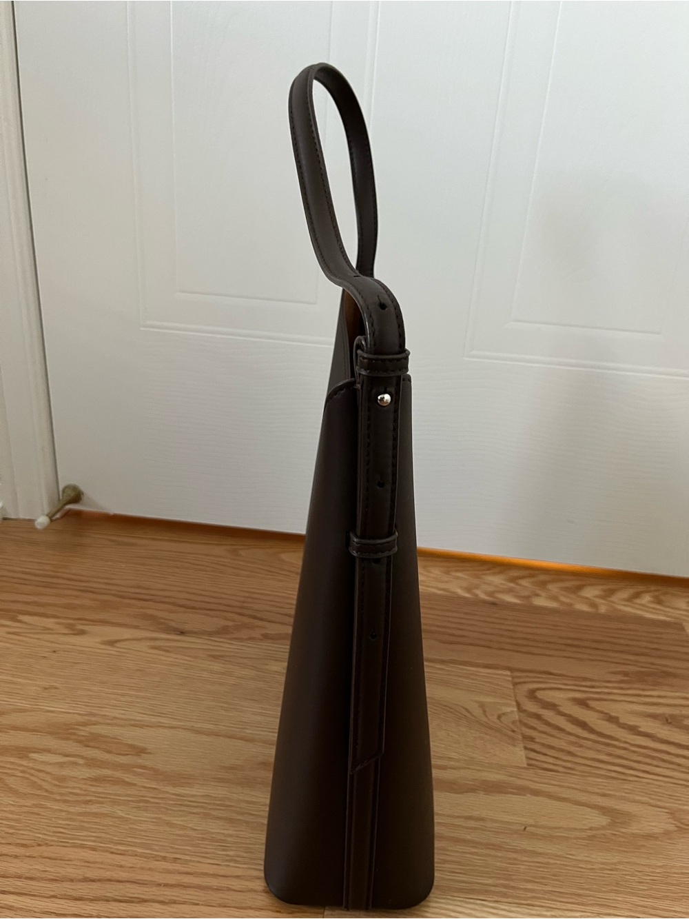 Minimalist Brown Faux Leather Shoulder Bag - Picture 2 of 3
